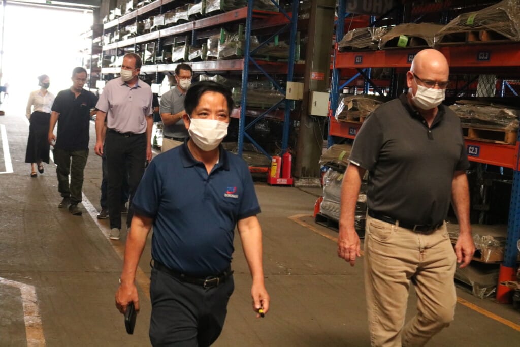 CÔNG TY CỔ PHẦN VAN SHIN YI